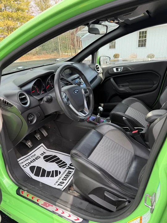 2015 Ford Fiesta - Image 8 of 12
