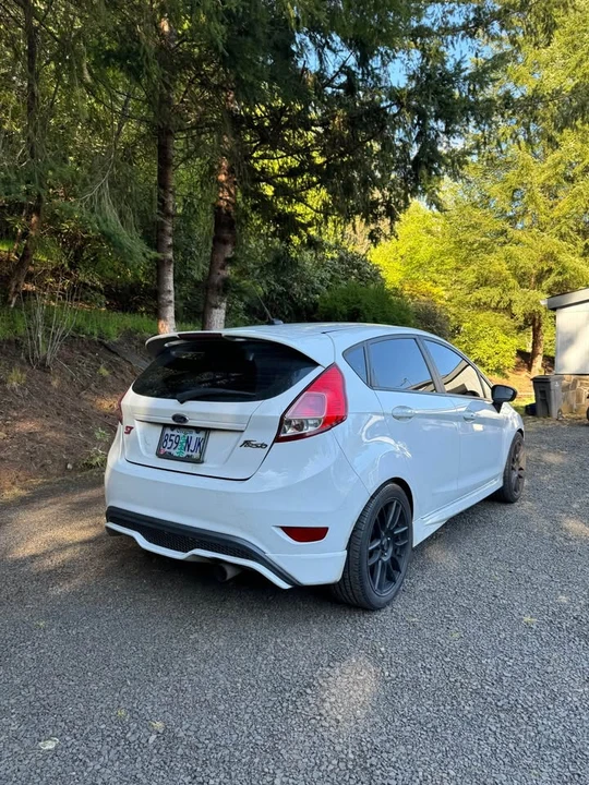 2015 Ford Fiesta - Image 5 of 13
