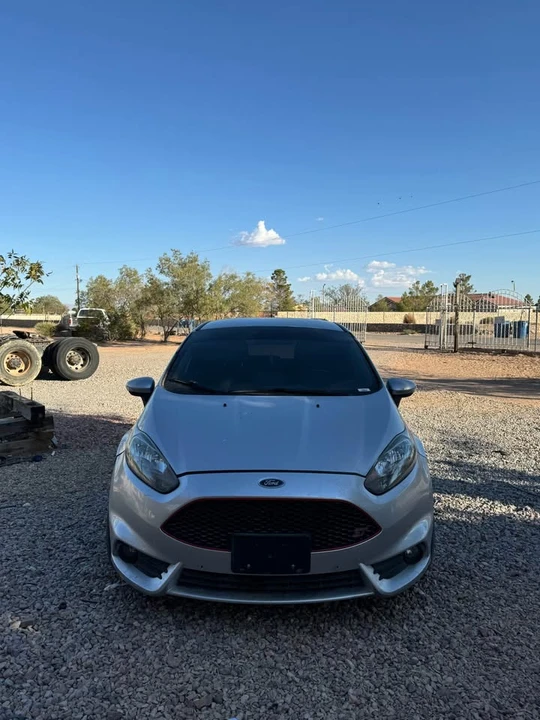 2015 Ford Fiesta - Image 2 of 4