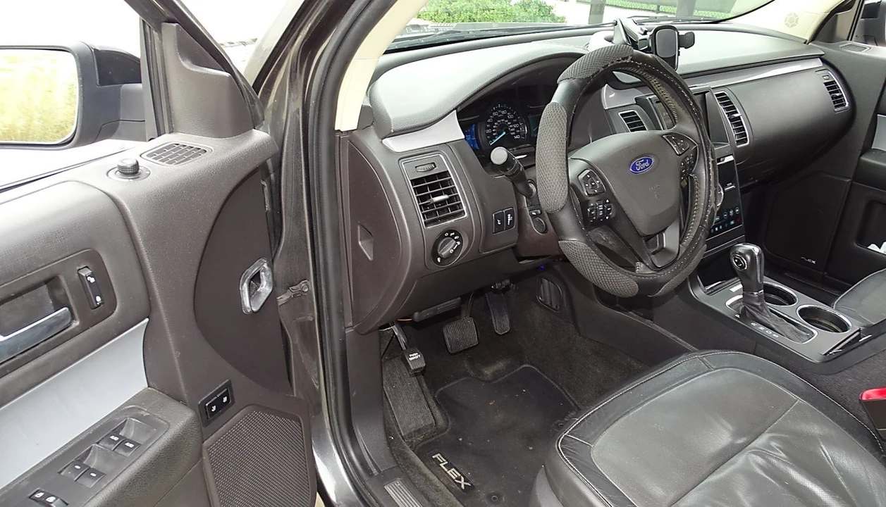 2015 Ford Flex - Image 19 of 21