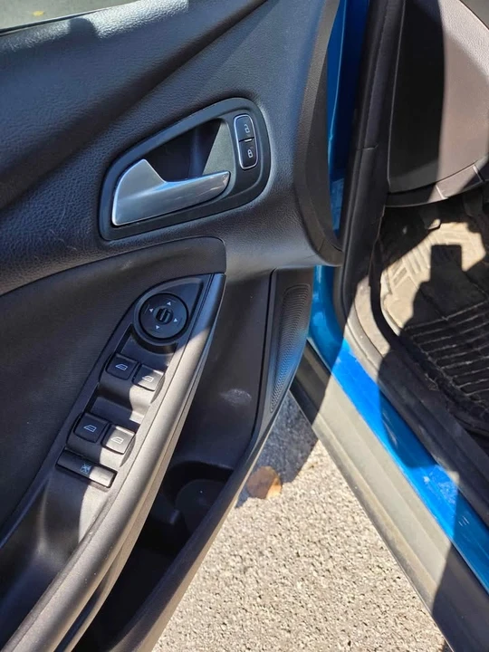 2015 Ford Focus 3rd Gen - Image 8 of 10