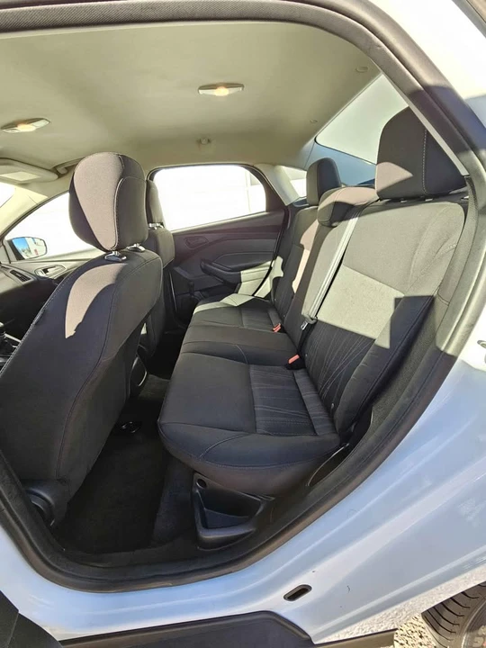 2015 Ford Focus 3rd Gen - Image 9 of 15