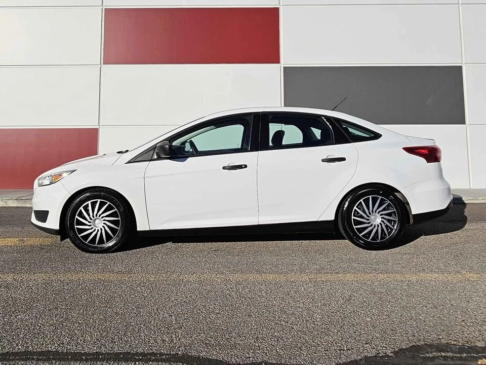 2015 Ford Focus 3rd Gen - Image 2 of 15