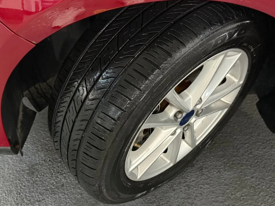 2015 Ford Focus 3rd Gen - Image 9 of 20