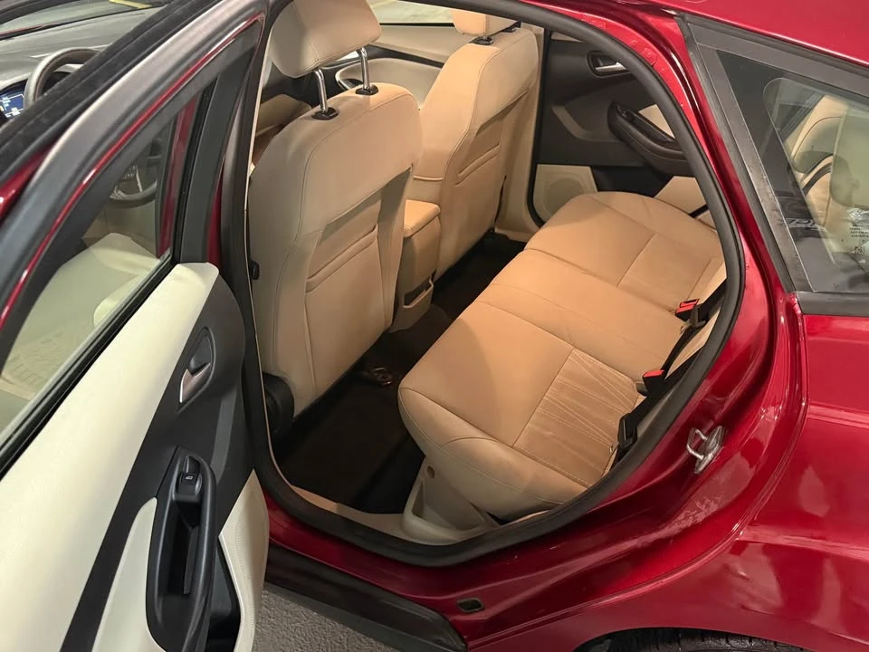 2015 Ford Focus 3rd Gen - Image 10 of 20