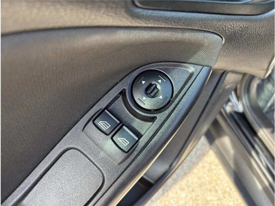 2015 Ford Focus 3rd Gen - Image 16 of 21