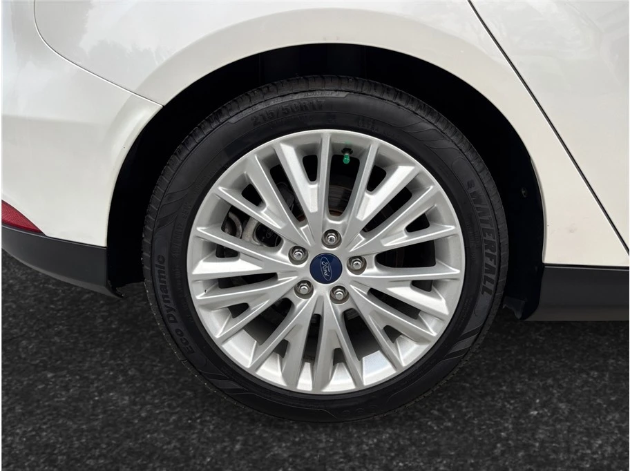 2015 Ford Focus 3rd Gen - Image 13 of 21