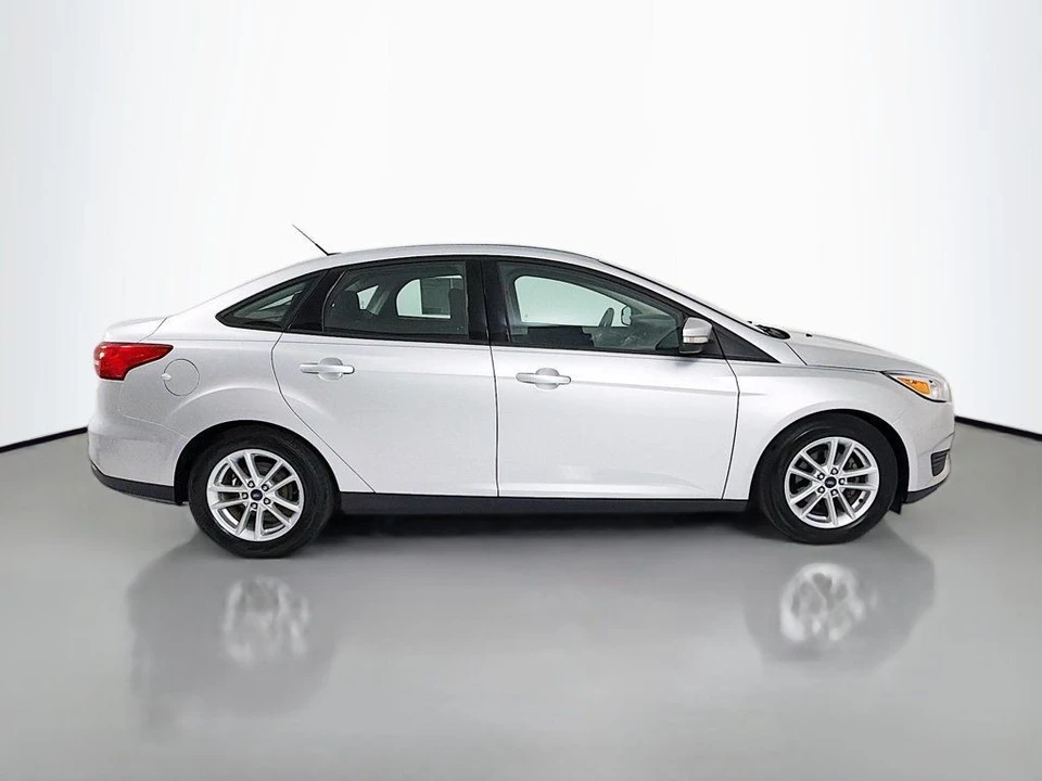 2015 Ford Focus 3rd Gen - Image 8 of 12