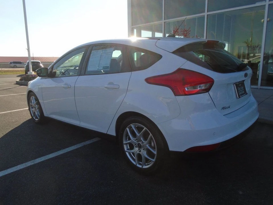 2015 Ford Focus 3rd Gen - Image 6 of 12