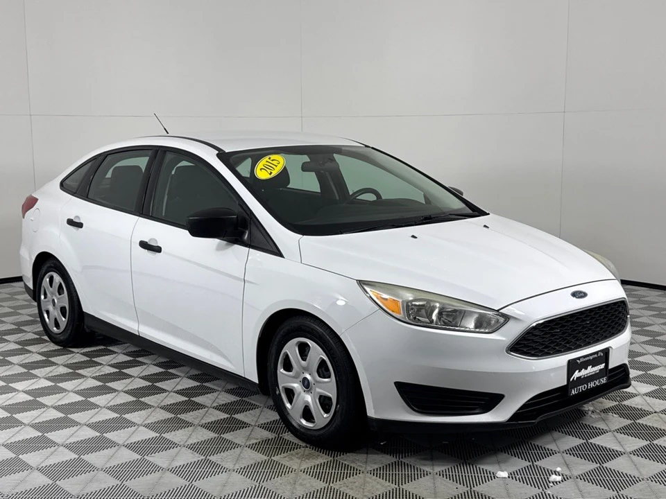 2015 Ford Focus 3rd Gen - Image 3 of 12