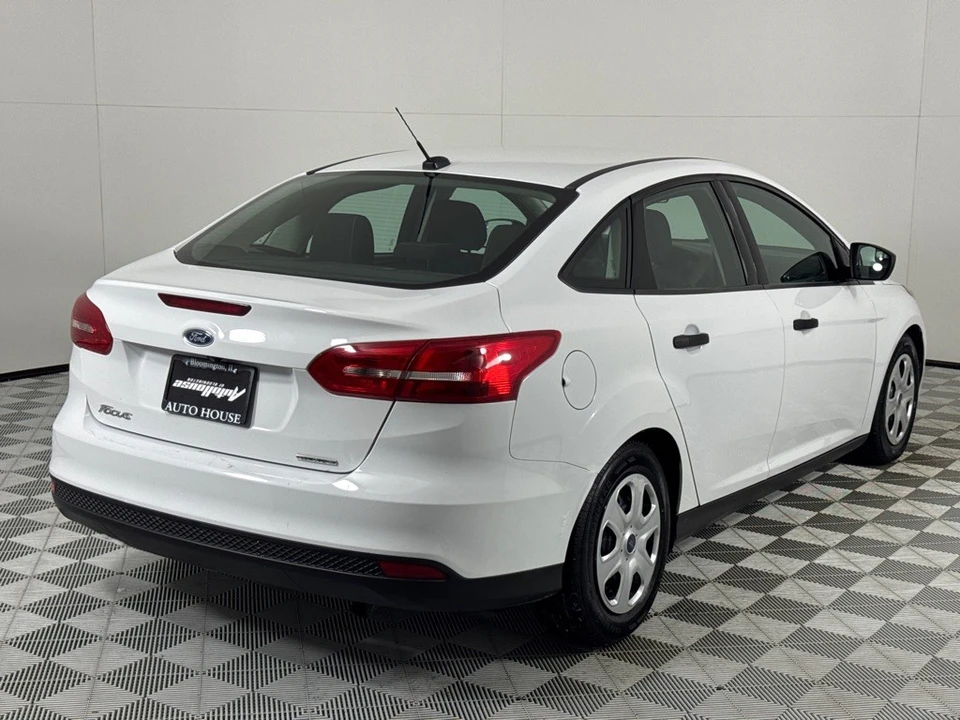 2015 Ford Focus 3rd Gen - Image 5 of 12