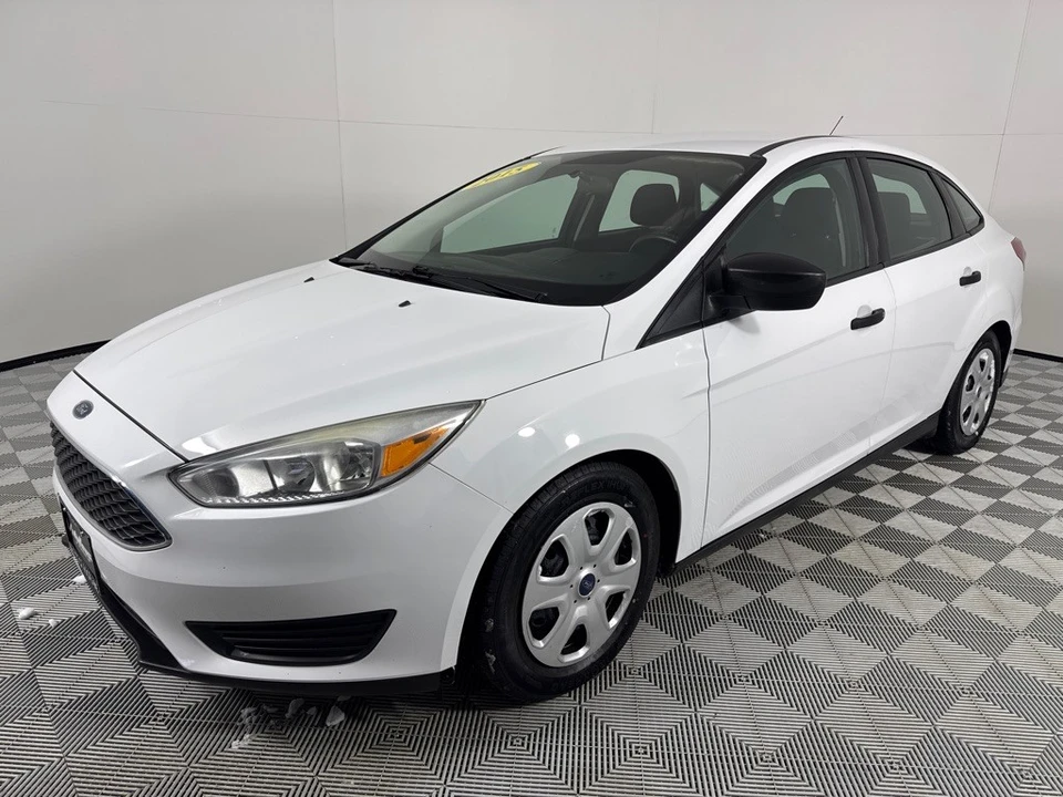 2015 Ford Focus 3rd Gen - Image 9 of 12