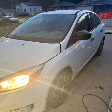 2015 Ford Focus S Sedan 4D