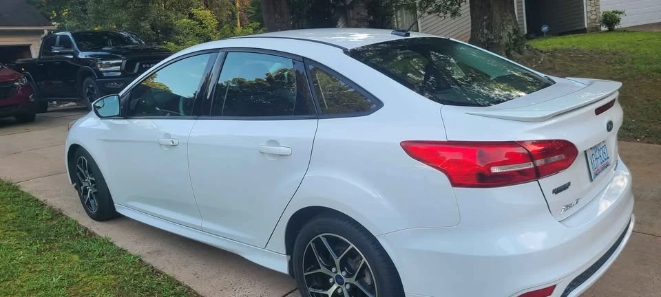2015 Ford Focus 3rd Gen - Image 2 of 8