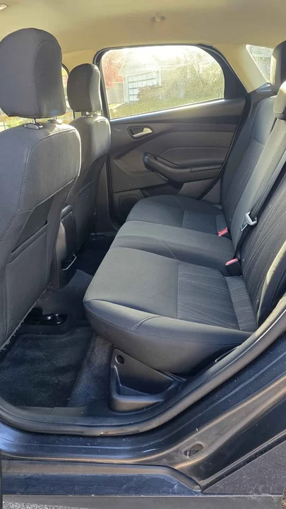 2015 Ford Focus 3rd Gen - Image 6 of 11