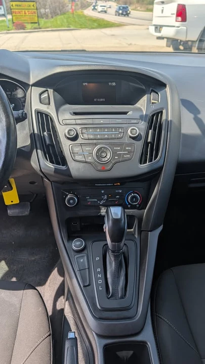 2015 Ford Focus 3rd Gen - Image 9 of 17