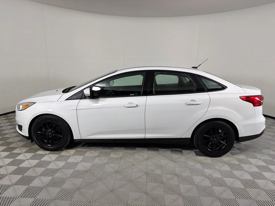 2015 Ford Focus 3rd Gen - Image 8 of 12
