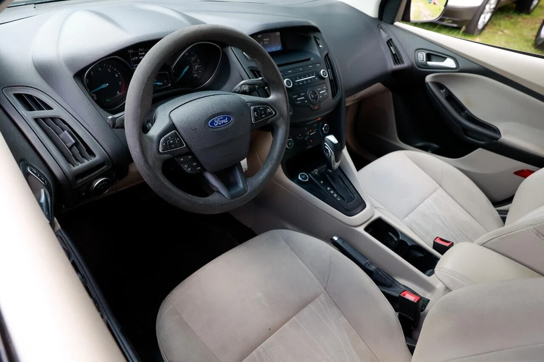2015 Ford Focus 3rd Gen - Image 4 of 12