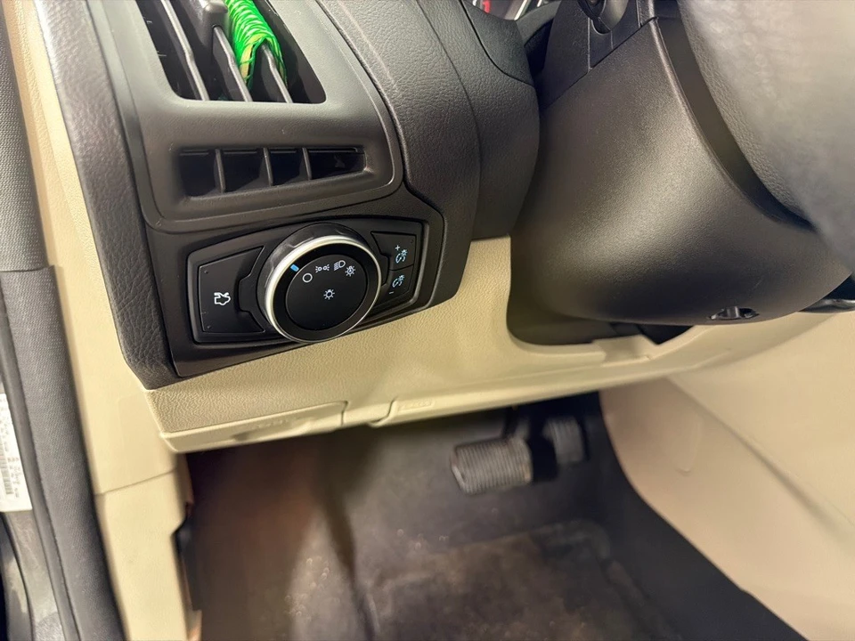 2015 Ford Focus 3rd Gen - Image 13 of 25