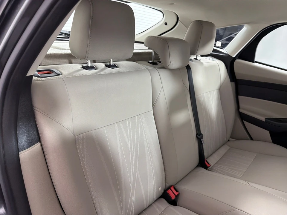 2015 Ford Focus 3rd Gen - Image 21 of 25