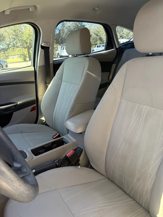 2015 Ford Focus 3rd Gen - Image 6 of 9