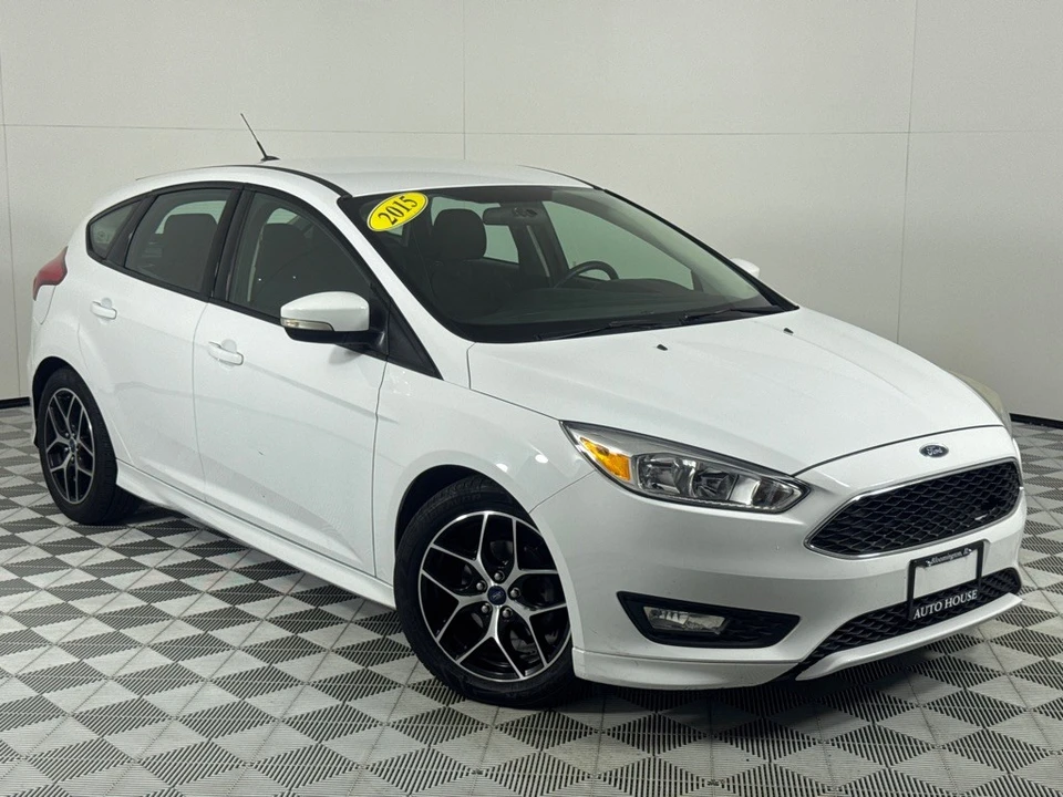 2015 Ford Focus 3rd Gen - Image 2 of 12