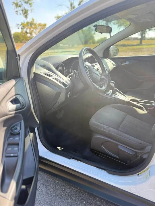 2015 Ford Focus 3rd Gen - Image 5 of 10