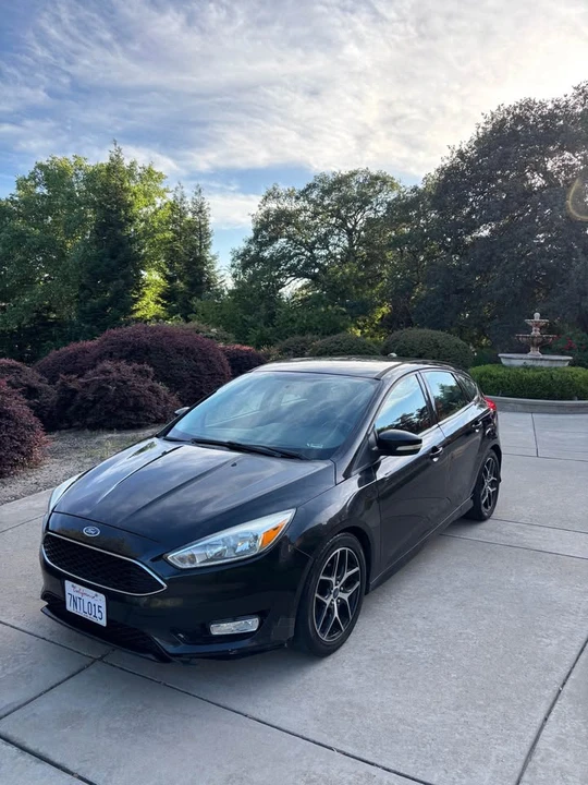 2015 Ford Focus 3rd Gen - Image 2 of 11