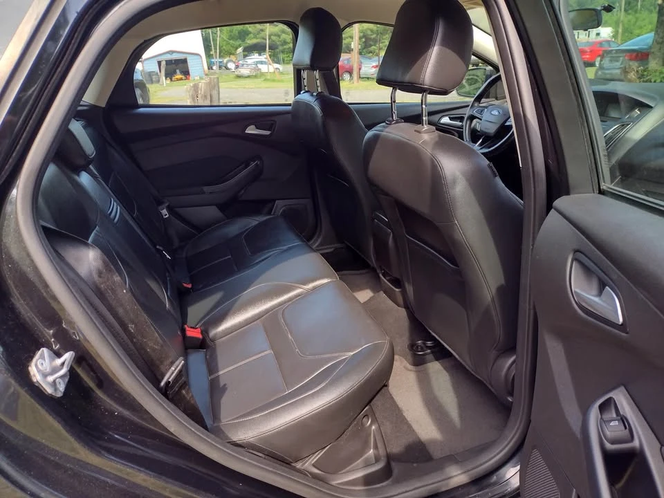 2015 Ford Focus 3rd Gen - Image 2 of 7