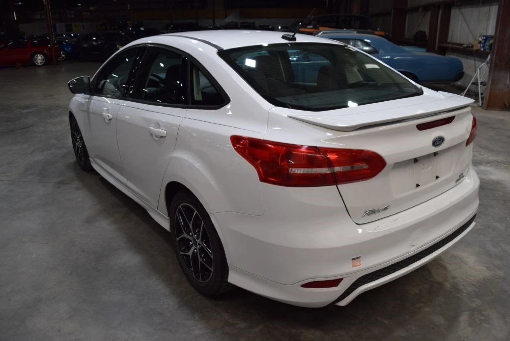 2015 Ford Focus 3rd Gen - Image 5 of 12