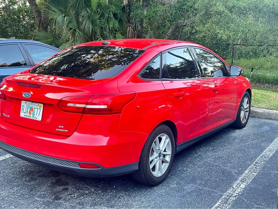 2015 Ford Focus 3rd Gen - Image 2 of 8