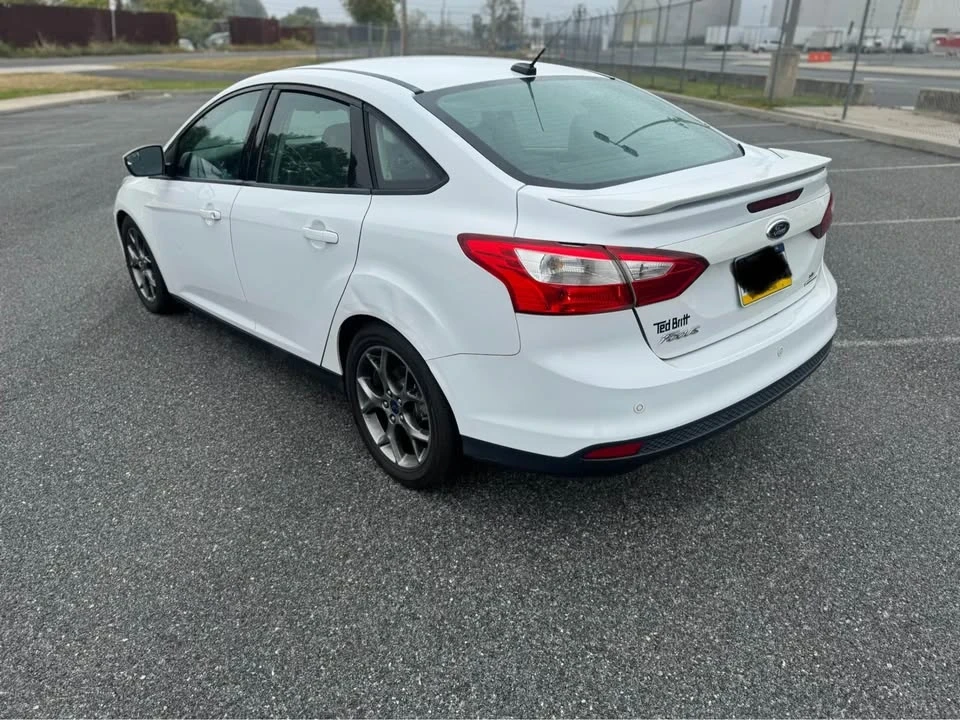 2015 Ford Focus 3rd Gen - Image 6 of 9