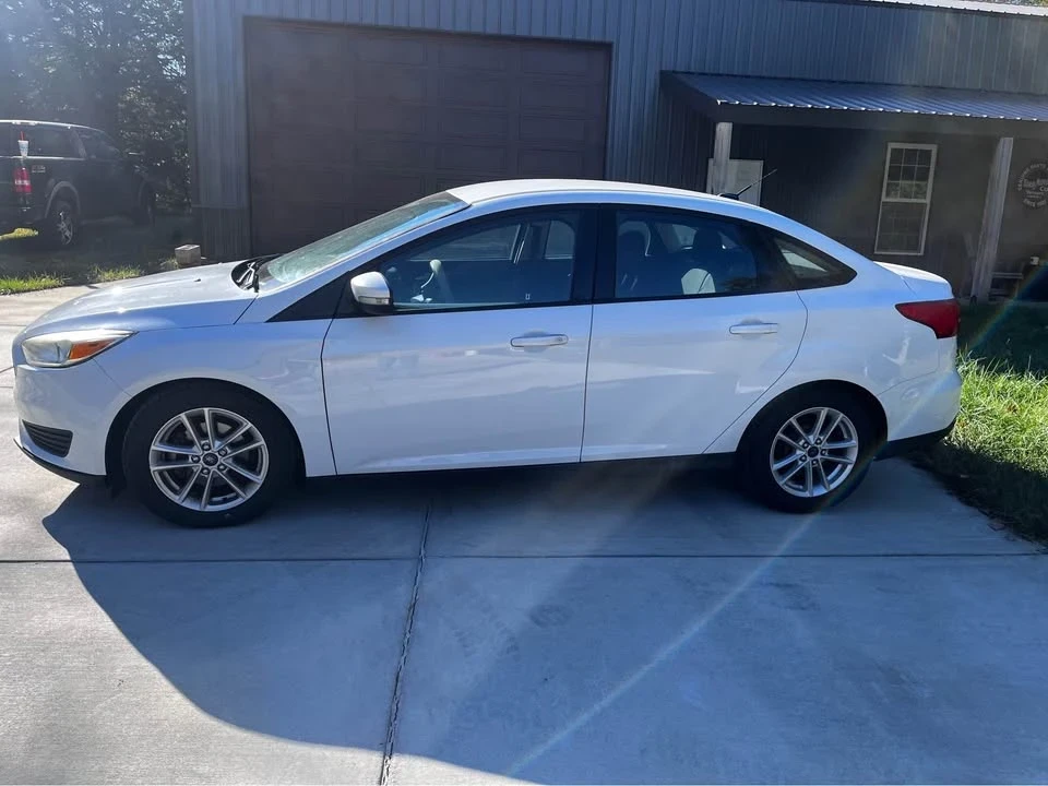 2015 Ford Focus 3rd Gen - Image 2 of 5