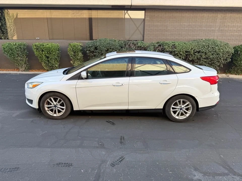 2015 Ford Focus 3rd Gen - Image 2 of 10