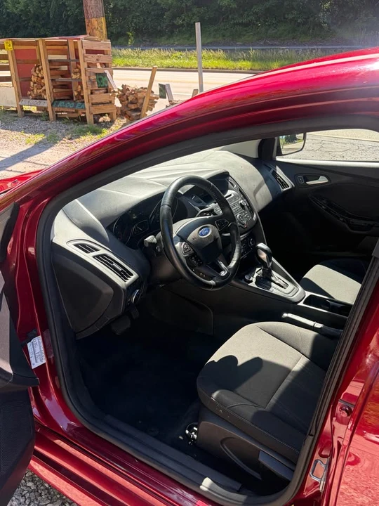 2015 Ford Focus 3rd Gen - Image 9 of 14