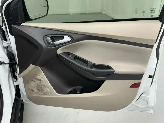 2015 Ford Focus 3rd Gen - Image 17 of 21