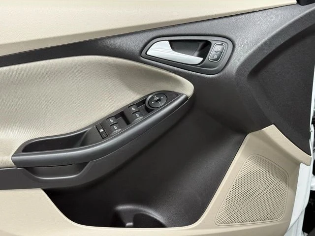2015 Ford Focus 3rd Gen - Image 15 of 21