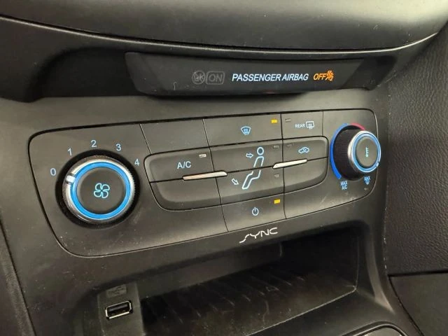 2015 Ford Focus 3rd Gen - Image 19 of 21