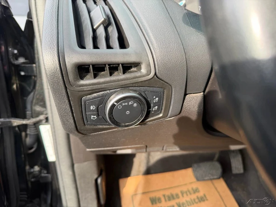 2015 Ford Focus 3rd Gen - Image 20 of 21
