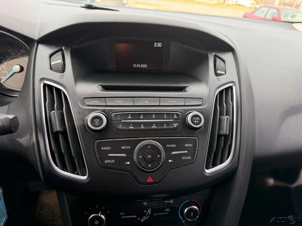 2015 Ford Focus 3rd Gen - Image 16 of 21