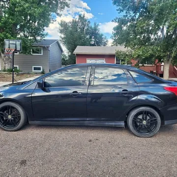2015 Ford Focus SE Sedan 4D