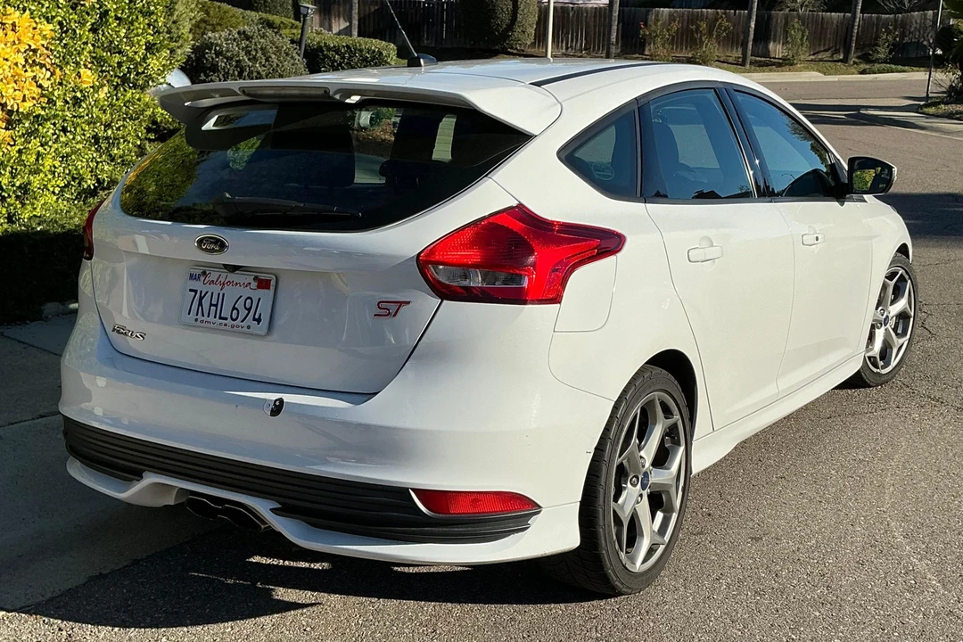 2015 Ford Focus ST 3rd Gen - Image 5 of 24