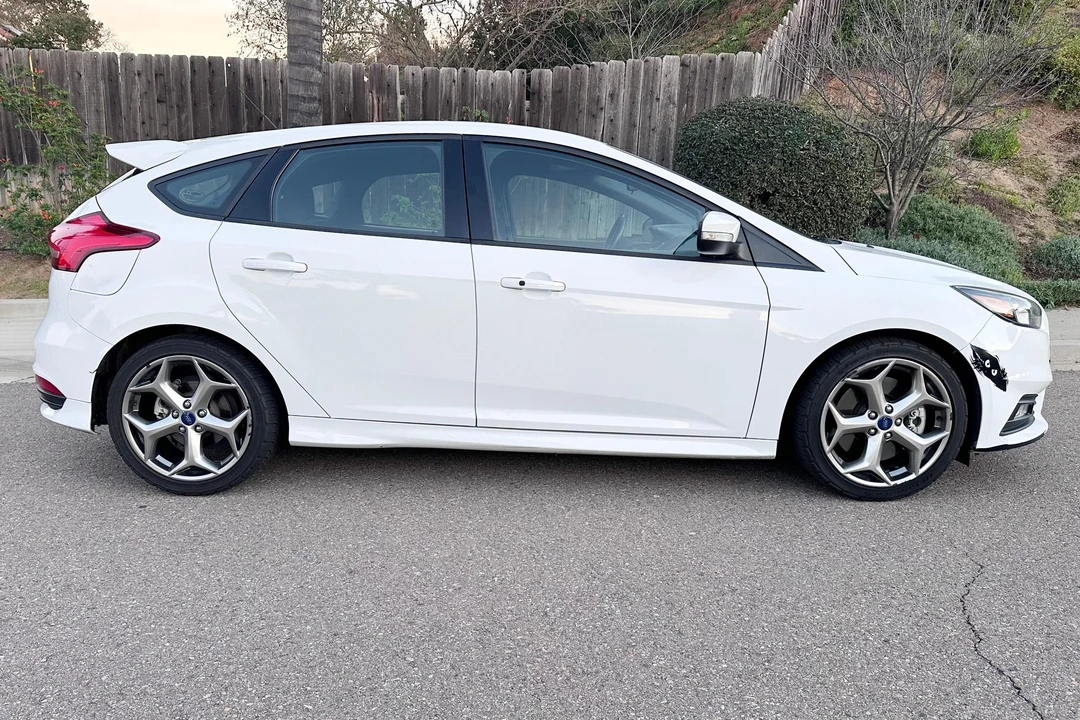 2015 Ford Focus ST 3rd Gen - Image 3 of 24
