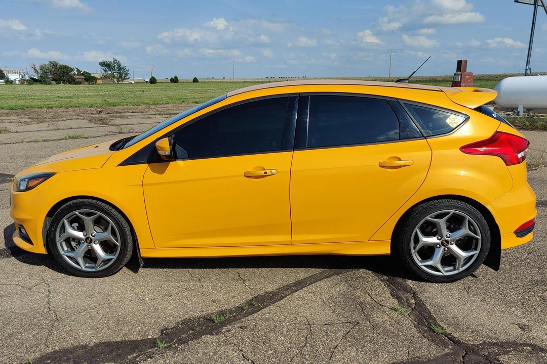 2015 Ford Focus 3rd Gen - Image 3 of 31