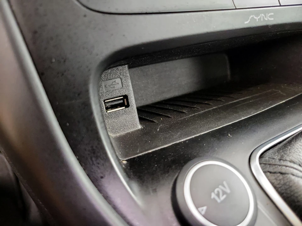 2015 Ford Focus ST 3rd Gen - Image 19 of 27