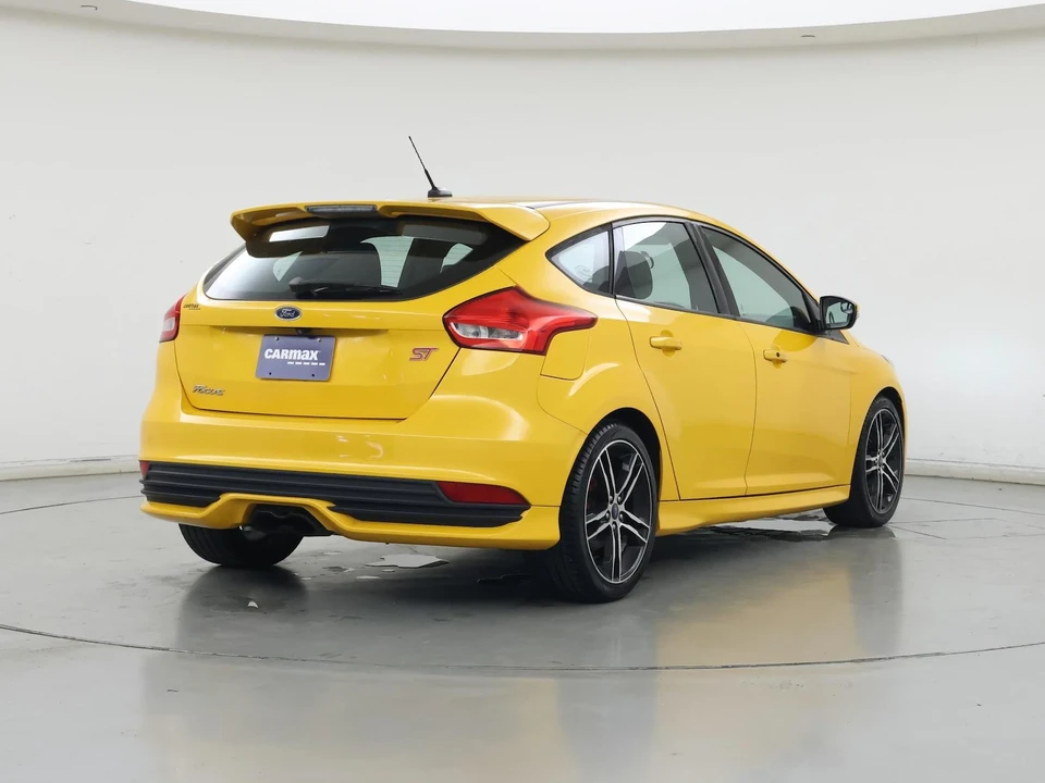 2015 Ford Focus ST 3rd Gen - Image 9 of 27
