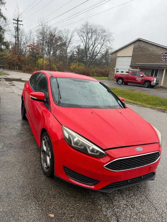 2015 Ford Focus 3rd Gen - Image 2 of 12