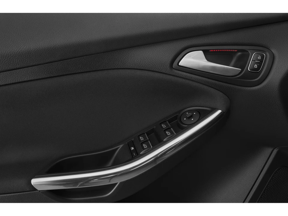 2015 Ford Focus ST 3rd Gen - Image 15 of 16