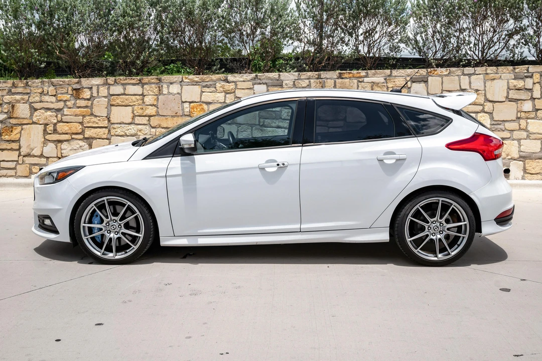 2015 Ford Focus ST 3rd Gen - Image 3 of 31
