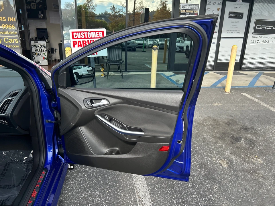 2015 Ford Focus ST 3rd Gen - Image 28 of 31